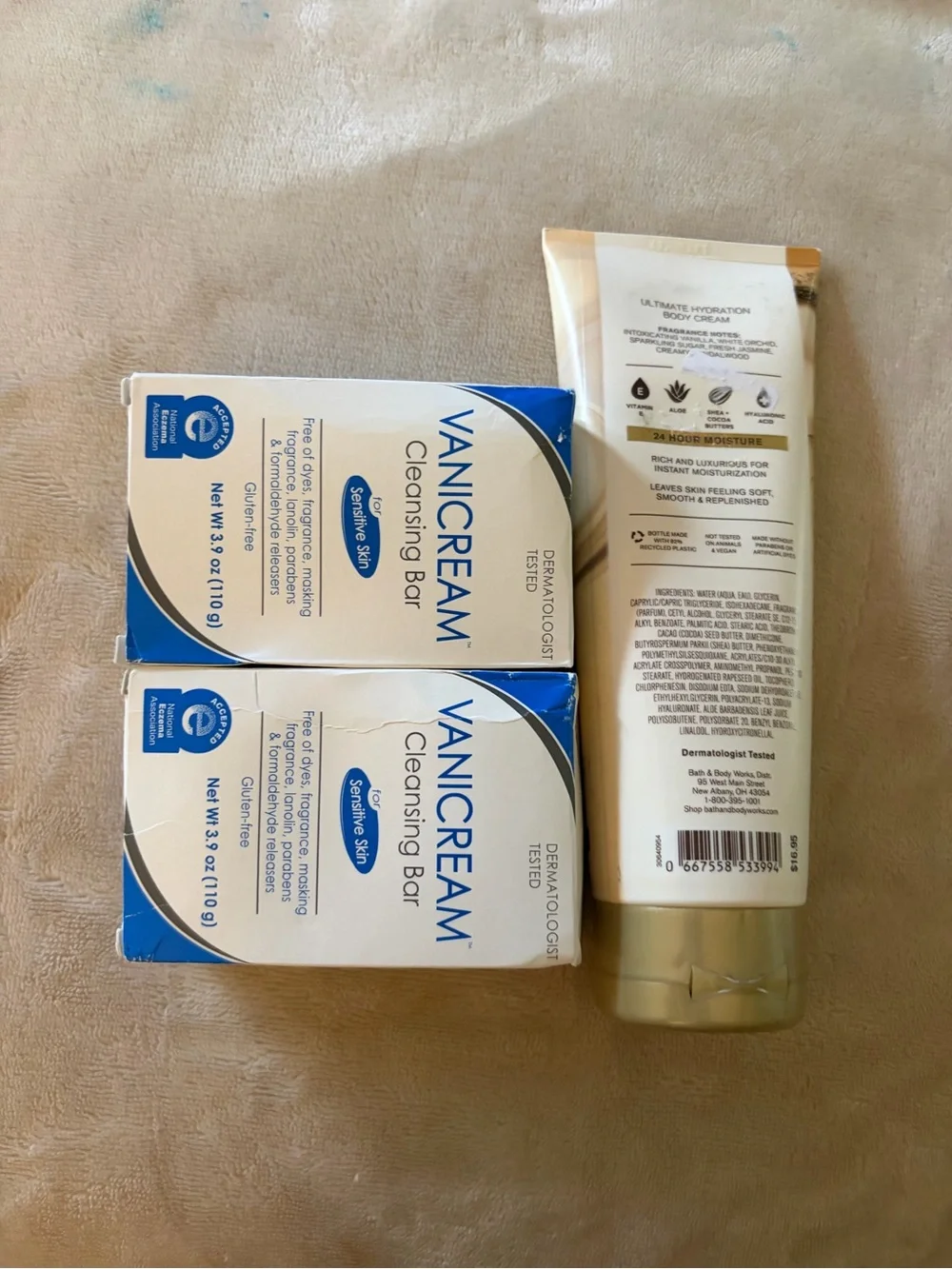 Bath & Body Works Ultimate Hydration Body Cream & 2 Vanicream Cleansing Bars
